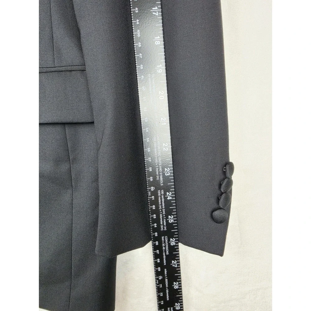 Peter Millar Tuxedo Dinner Jacket Mens 44T Black Wool Satin Lapel Union Made